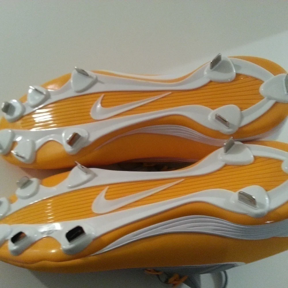NWOT - Nike Huarache 2Kfilth Pro Low Cleats - Size 15